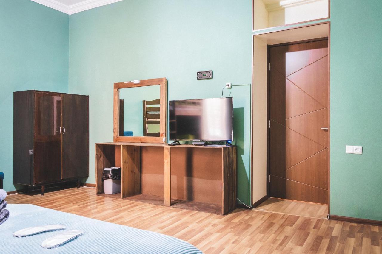 Guest House Big Family Tbilisi Bagian luar foto